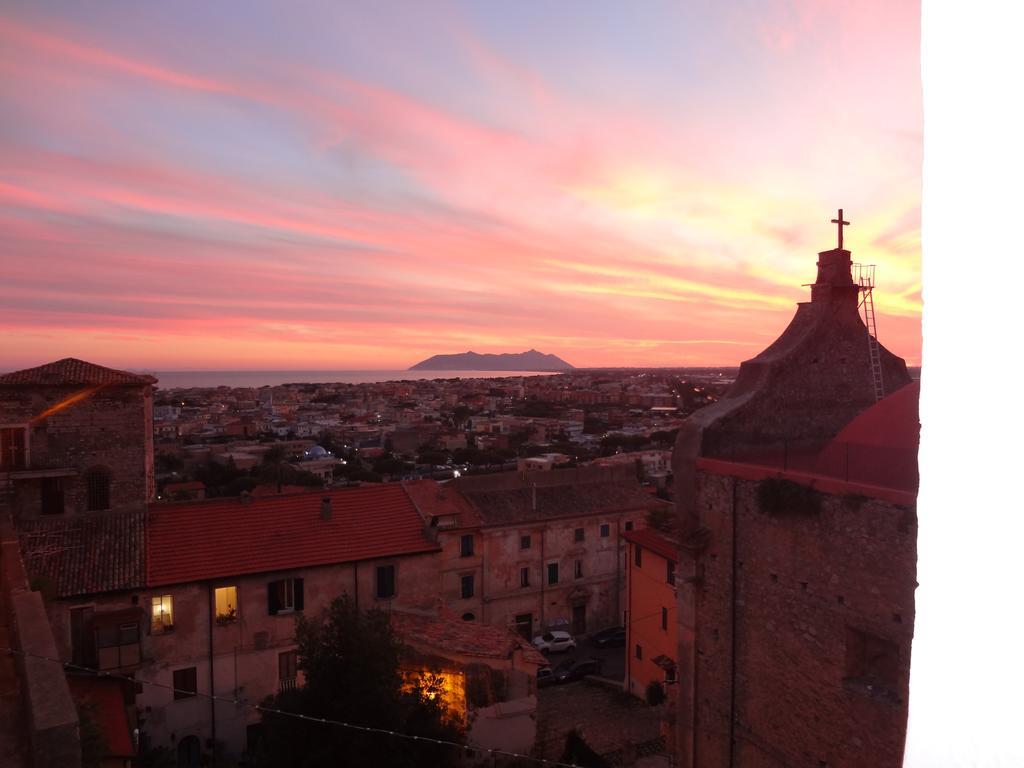 Torrione San Giovanni I Apartman Terracina Kültér fotó